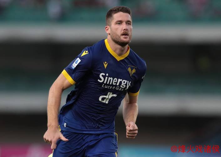 意甲速递：国米稳坐榜首 米兰大胜维罗纳