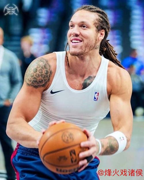 戈登身着361°AG6狂砍22分6板3助,助掘金击败独行侠 戈登身着361°AG6狂砍22分6板3助,助掘金击败独行侠