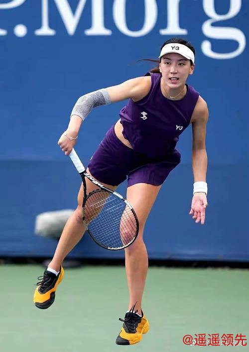 郑钦文缺席还有王欣瑜！40度澳网首进16强，中国独苗如何实现全方位蜕变？