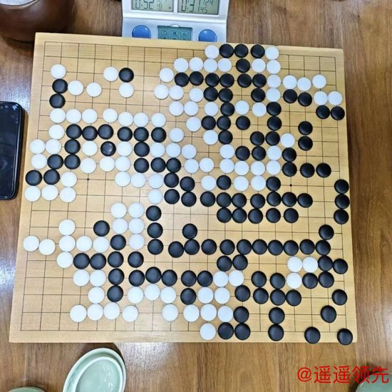 马志新（执黑）4d+ vs &nbsp;王习戎（执白）6d